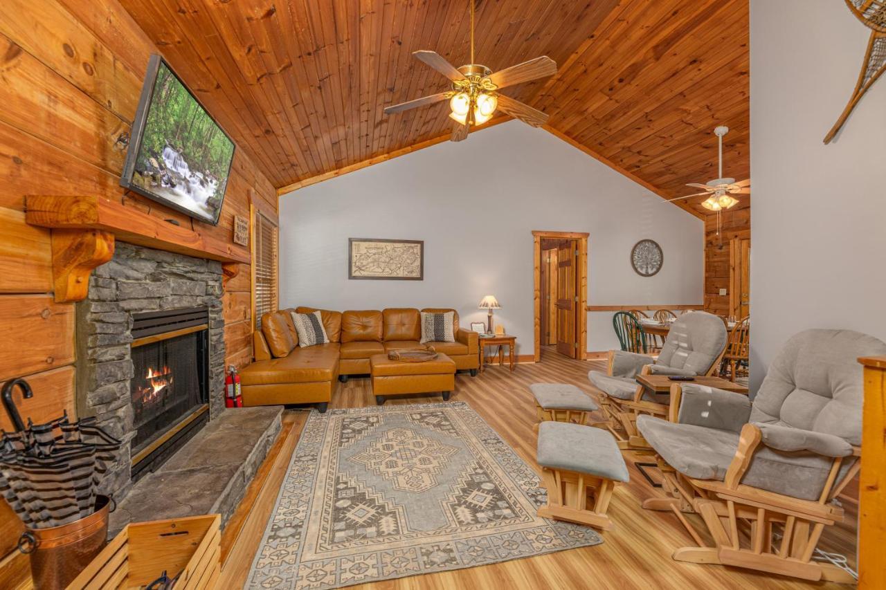 Firefly Hollow Cabin - Smoky Mountains - Soaky Mountain Water Park - Sevierville Convention Center 비둘기 포지 외부 사진